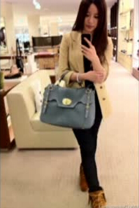 ɧ��Ů�ĳɳ�ʷ